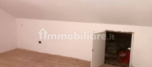 3 Schlafzimmer Wohnung in Pistoia, Italy, Nr. 287369 12