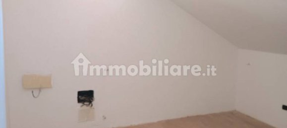 3 Schlafzimmer Wohnung in Pistoia, Italy, Nr. 287369 11