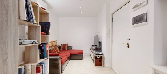 1 bedroom Apartment in Milan, Italy No. 327559 16