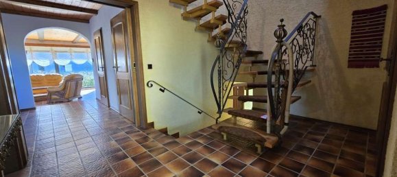 2 bedrooms House in Hesse, Germany No. 163845 3