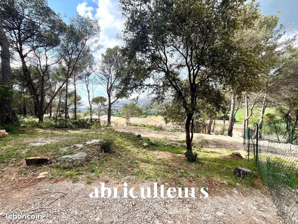 572m² Land in Rousset, France No. 287500
