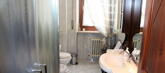 7 rooms Apartment in Orvieto, Italy No. 47354 10