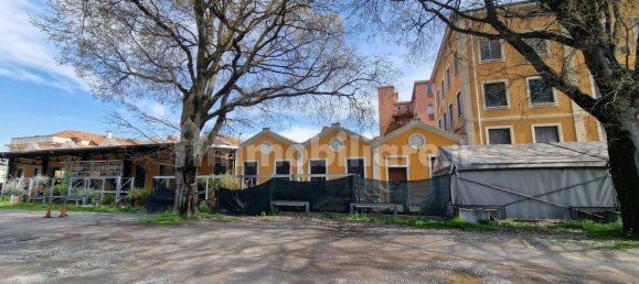 1 room Office in Milan, Italy No. 363274 2