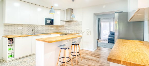 2 bedrooms Villa in Lisbon, Portugal No. 125380 5