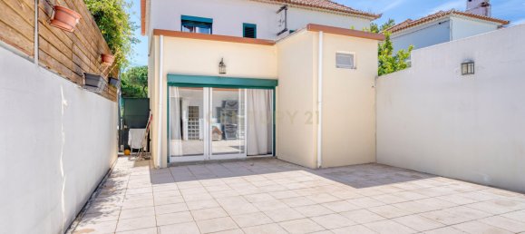 2 bedrooms Villa in Lisbon, Portugal No. 125380 27