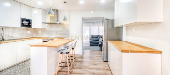 2 bedrooms Villa in Lisbon, Portugal No. 125380 3