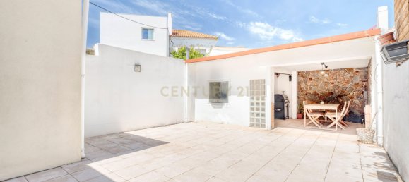 2 bedrooms Villa in Lisbon, Portugal No. 125380 25