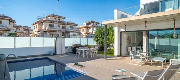 3 chambres Villa à La Zenia, Spain No. 176086 5