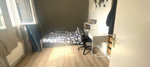 4 Schlafzimmer Haus in Evry, France, Nr. 299473 3