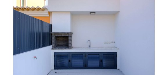 4 Schlafzimmer Haus in Almada, Portugal, Nr. 14166 20