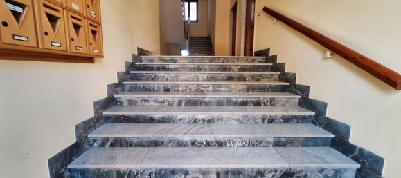 Apartamento de 4 dormitorios en San Sebastiano al Vesuvio, Italy No. 327736 6