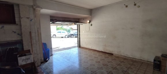 Apartamento de 4 dormitorios en San Sebastiano al Vesuvio, Italy No. 327736 23