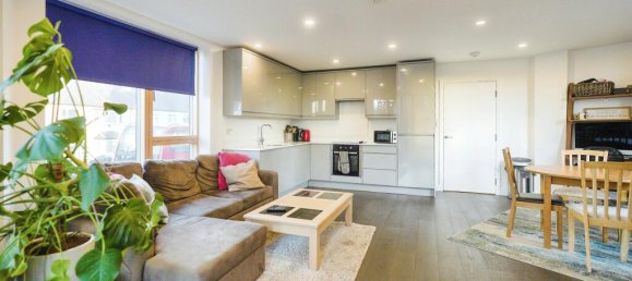 2 bedrooms Apartment in London, United Kingdom No. 11603 2