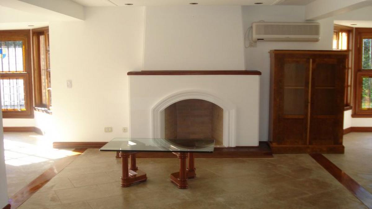 4 bedrooms House in San Isidro, Argentina No. 3194