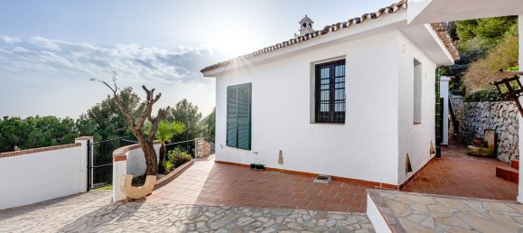 4 bedrooms Villa in Mijas, Spain No. 55603 4