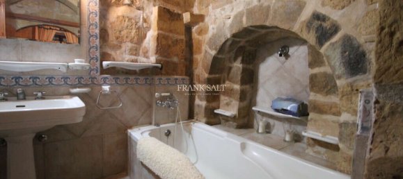 Casa de 3 dormitorios en Mdina, Malta No. 3165 12