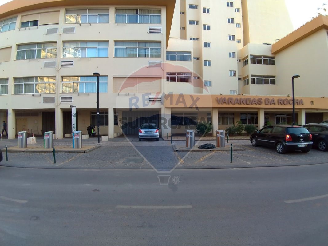  عقار تجاري في Portimao, Portugal 855متر مربع رقم 167051