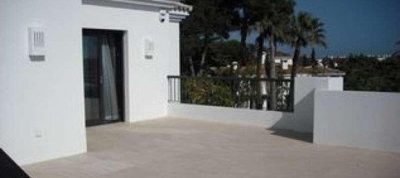 5 bedrooms Villa in Marbella, Spain No. 99925 25
