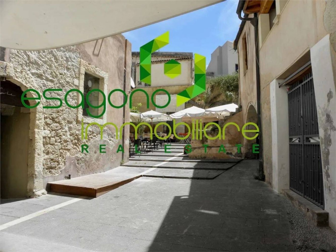 1-Zimmer Gewerbliche Immobilie in Syracuse, Italy, Nr. 356844