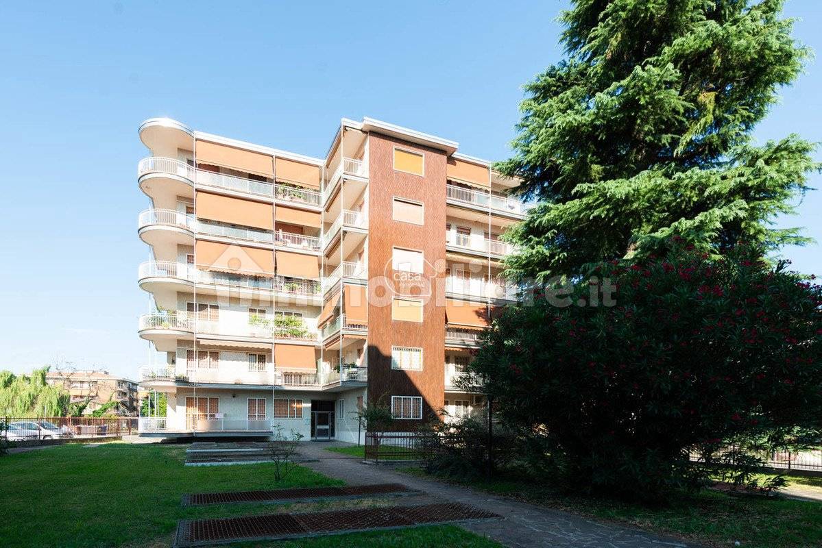 2 bedrooms Apartment in Cassina de' Pecchi, Italy No. 347588