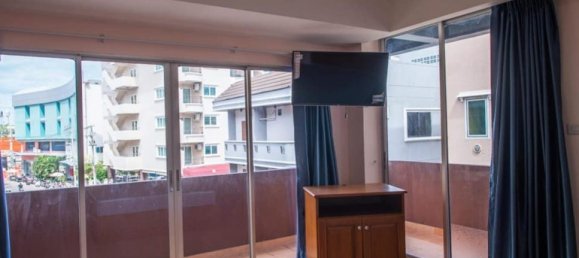 Коммерческая недвижимость 480м² в Паттайя, Чонбури, Восточный Таиланд, Таиланд № 61466 4