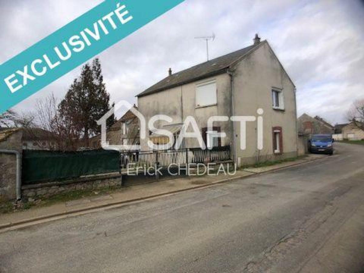 3 bedrooms House in Angerville, France No. 11182
