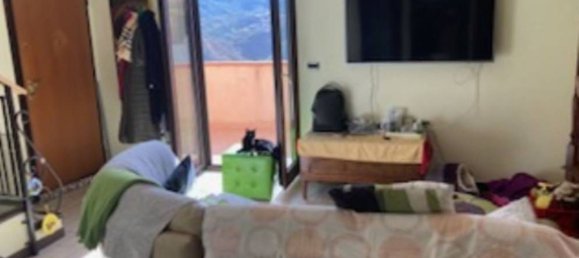 3 rooms Apartment in Mendicino, Italy No. 181896 2