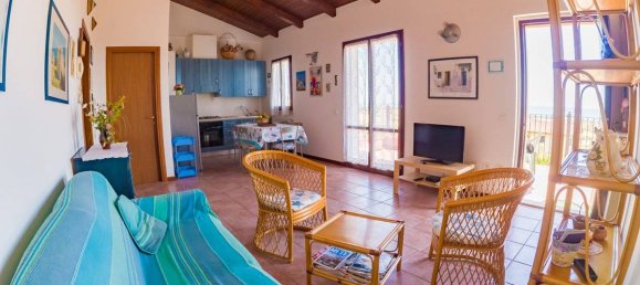 2 Schlafzimmer Wohnung in San Costanzo, Italy, Nr. 273320 17