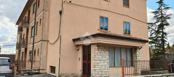 3 Schlafzimmer Wohnung in Gualdo Tadino, Italy, Nr. 76644 29