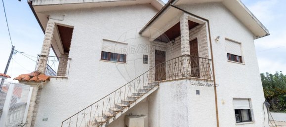 4 Schlafzimmer Haus in Miranda do Corvo, Portugal, Nr. 32983 26