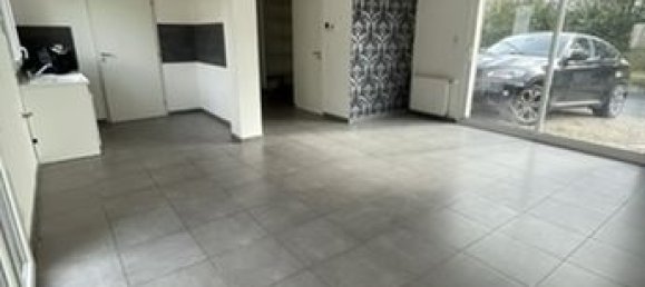 4 rooms House in Orleans, France No. 306630 3