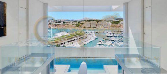 4 bedrooms Villa in Port Adriano, Spain No. 1068 8