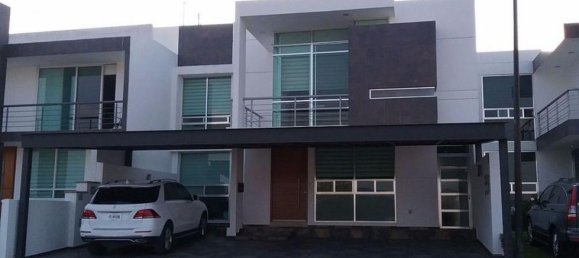3 bedrooms House in Queretaro, Mexico No. 168913 2