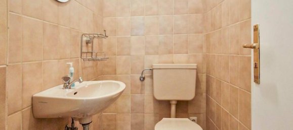 Edificio de 14 habitaciónes en Steinburg, Germany No. 63583 2