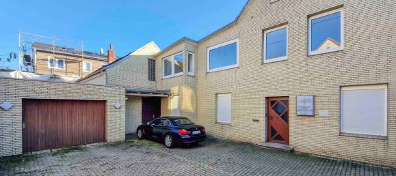 Edificio de 14 habitaciónes en Steinburg, Germany No. 63583 16