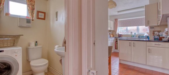 4 bedrooms House in Taunton, United Kingdom No. 13626 19