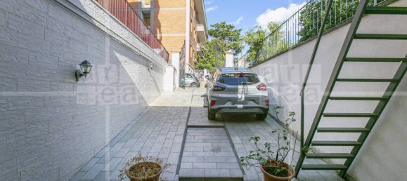 2 Schlafzimmer Wohnung in Rome, Italy, Nr. 358711 26