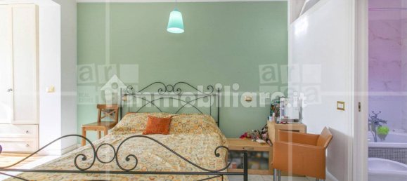 2 Schlafzimmer Wohnung in Rome, Italy, Nr. 358711 17