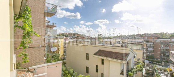 2 Schlafzimmer Wohnung in Rome, Italy, Nr. 358711 14