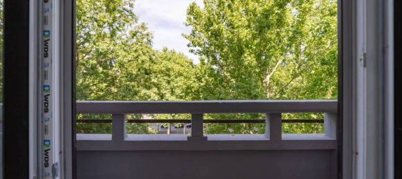 2 bedrooms Apartment in Milan, Italy No. 271536 17