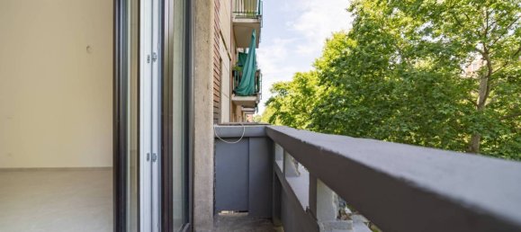 2 bedrooms Apartment in Milan, Italy No. 271536 18