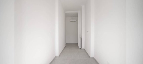 2 bedrooms Apartment in Milan, Italy No. 271536 13