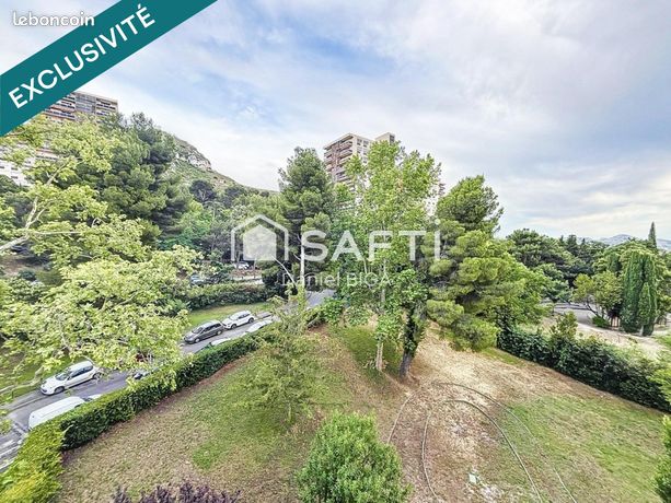 6 bedrooms Apartment in Marseille, France No. 314030