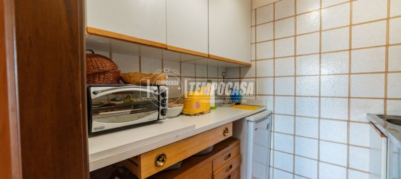 Studio in Lesa, Italy No. 372830 19