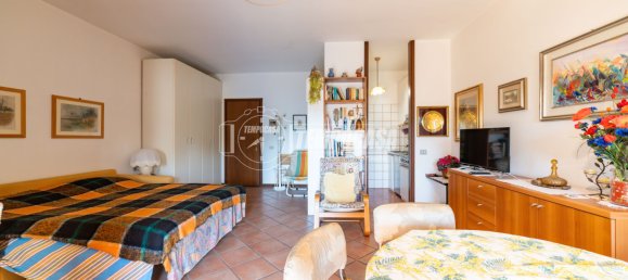 Studio in Lesa, Italy No. 372830 12