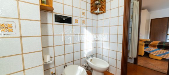 Studio in Lesa, Italy No. 372830 6