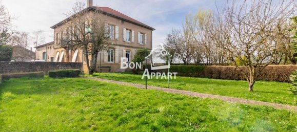 4 bedrooms House in Roncourt, France No. 68478 5