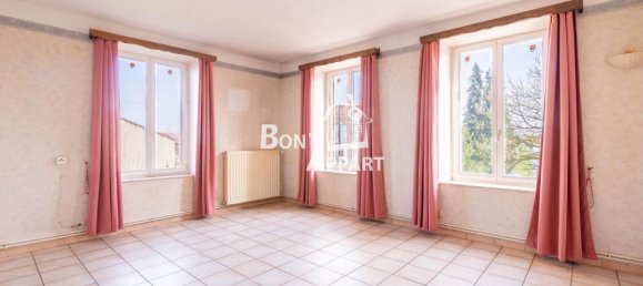 4 bedrooms House in Roncourt, France No. 68478 10