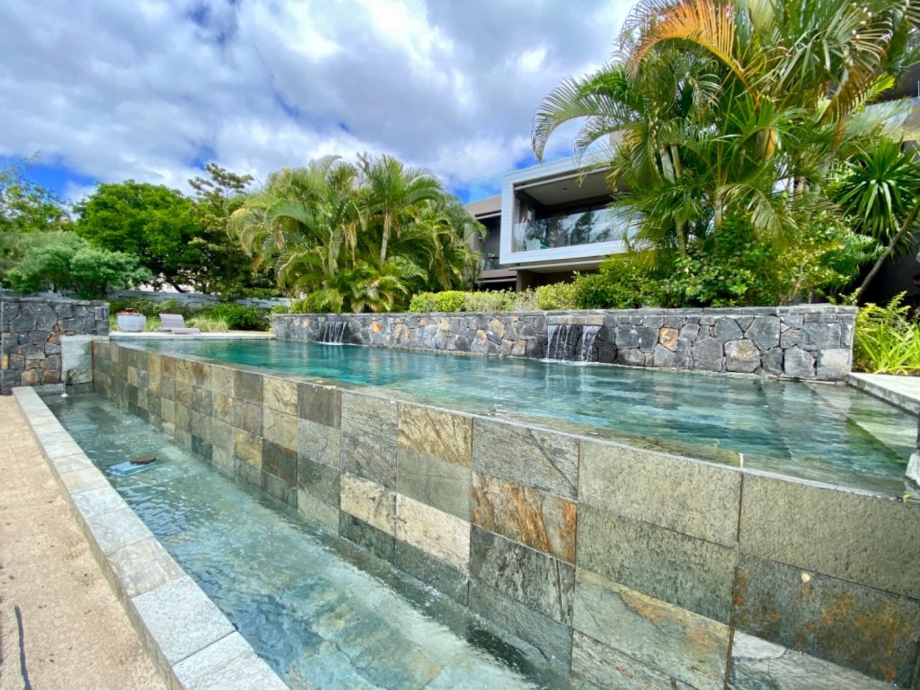 3 bedrooms Apartment in Grande Riviere Noire, Mauritius No. 175