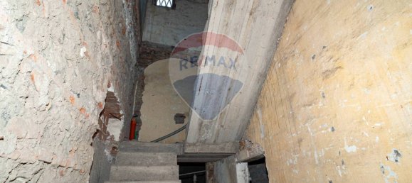 2 rooms Commercial property in Catania, Italy No. 57031 2